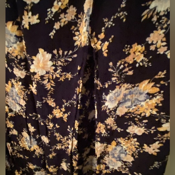 Love Fire Women’s Multicoloured Floral Viscose Swing Skirt Size 2 XL Midi Split - Picture 2 of 8